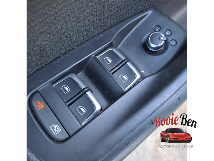Usados Interruptor combinado de ventanillas Audi Q3 (8UB/8UG) 2.0 TDI 16V 140 Precio € 60,00 Norma de margen ofrecido por Rooie Ben autodemontage