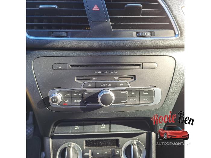 Używane Radio Audi Q3 (8UB/8UG) 2.0 TDI 16V 140 Cena € 600,00 Procedura marży oferowane przez Rooie Ben autodemontage