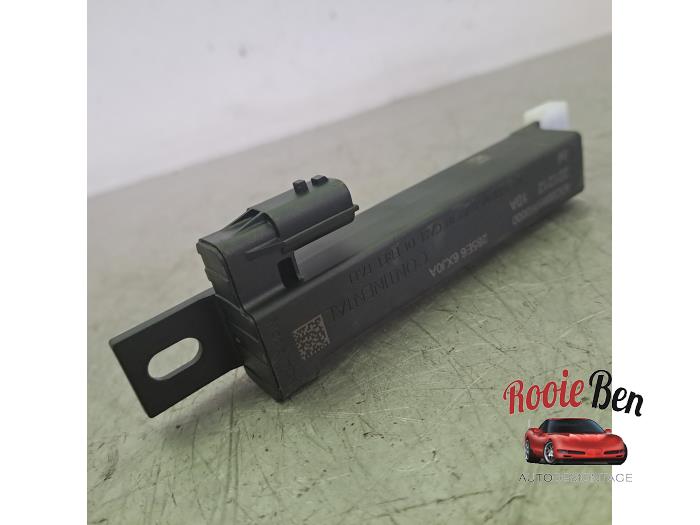 Używane Keyless Entry-Antena Nissan Townstar 1.3 TCE 130 16V Cena € 20,00 Procedura marży oferowane przez Rooie Ben autodemontage