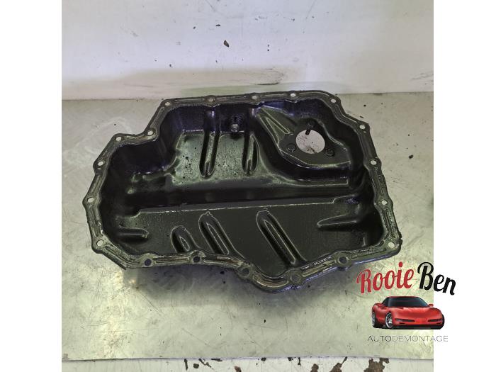 Usagé Couvercle carter Volkswagen Golf VIII (CD1) 1.4 GTE 16V Prix € 50,00 Règlement à la marge proposé par Rooie Ben autodemontage