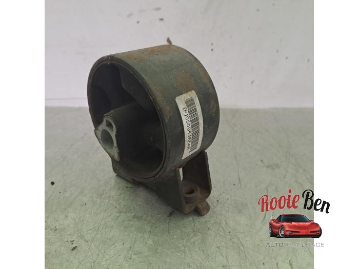 Used Engine mount Dodge Avenger (JS) 2.0 16V Price € 25,00 Margin scheme offered by Rooie Ben autodemontage