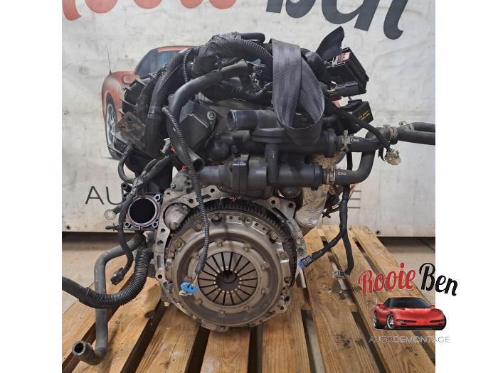 Engine from a Dodge Avenger (JS) 2.0 16V 2008