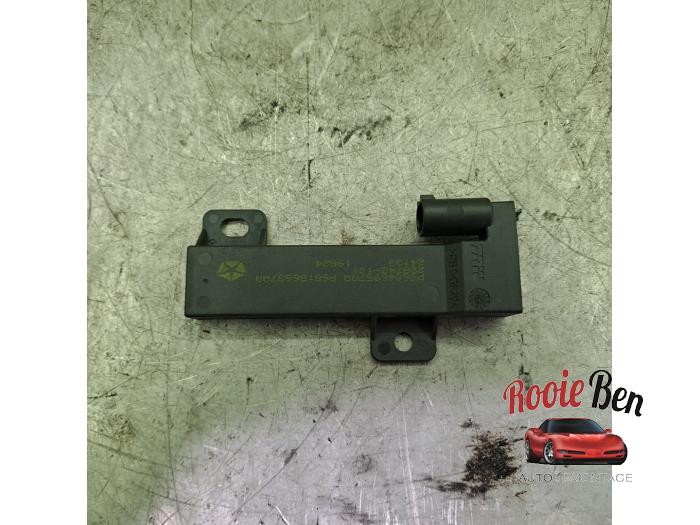 Używane Keyless Entry-Antena Dodge 1500 Crew Cab (DS) 5.7 Hemi V8 4x4 Cena € 20,00 Procedura marży oferowane przez Rooie Ben autodemontage