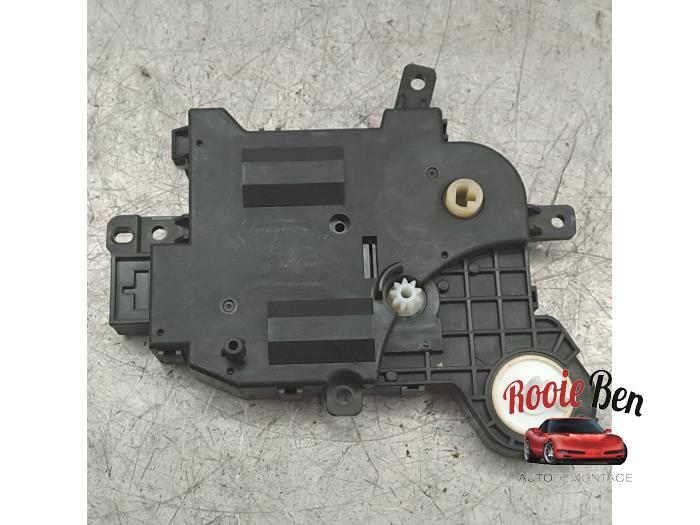 Begagnade Vortexventilmotor Toyota Yaris IV (P21/PA1/PH1) 1.5 12V Hybrid 115 Pris € 50,00 Marginaltabell erbjuds av Rooie Ben autodemontage