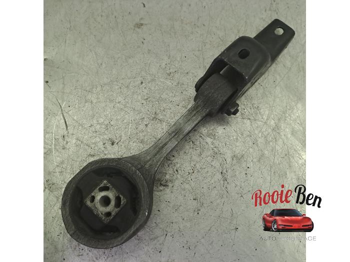 Usagé Support moteur Skoda Fabia III Combi (NJ5) 1.2 TSI 16V Greentech Prix € 25,00 Règlement à la marge proposé par Rooie Ben autodemontage