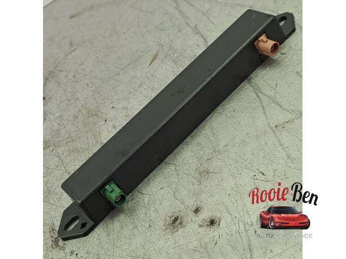 Używane Antena Dodge 1500 Crew Cab (DS) 5.7 Hemi V8 4x4 Cena € 20,00 Procedura marży oferowane przez Rooie Ben autodemontage