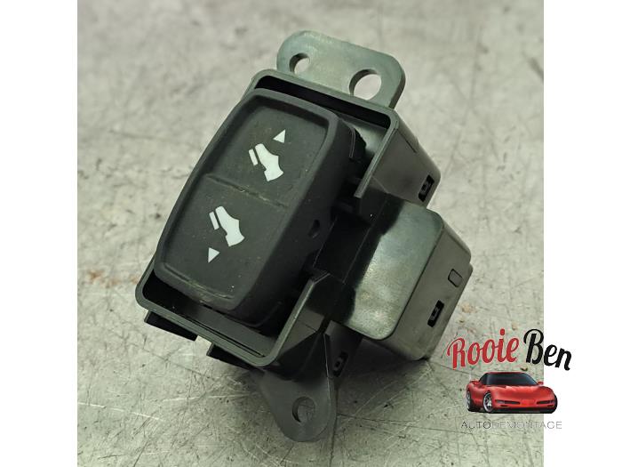 Usados Interruptor Dodge 1500 Crew Cab (DS) 5.7 Hemi V8 4x4 Precio de solicitud ofrecido por Rooie Ben autodemontage