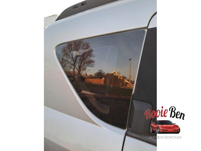 Usados Ventanilla triangular derecha detrás Jeep Compass I (MK49) 2.4 16V 4x4 Precio € 75,00 Norma de margen ofrecido por Rooie Ben autodemontage