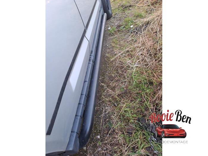 Używane Panel boczny Jeep Compass I (MK49) 2.4 16V 4x4 Cena na żądanie oferowane przez Rooie Ben autodemontage