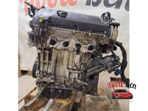 Motor van een Peugeot 207 SW (WE/WU) 1.4 16V Vti 2010