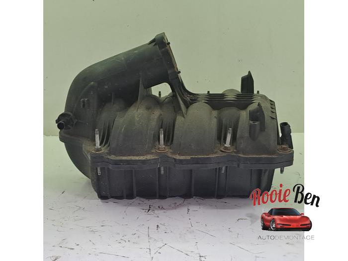 Używane Kolektor dolotowy Dodge Nitro 3.7 STX V6 4x4 Autom. Cena na żądanie oferowane przez Rooie Ben autodemontage
