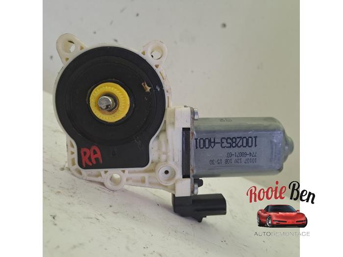 Usados Motor de ventanilla de puerta Dodge Nitro 3.7 STX V6 4x4 Autom. Precio € 50,00 Norma de margen ofrecido por Rooie Ben autodemontage