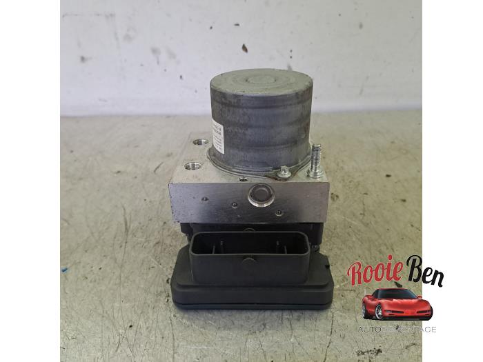 Usagé Bloc ABS Peugeot 308 SW (L4/L9/LC/LJ/LR) 1.2 12V e-THP PureTech 110 Prix € 250,00 Règlement à la marge proposé par Rooie Ben autodemontage