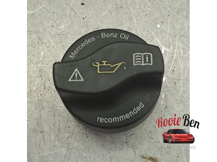 Gebrauchte Ölkappe Mercedes E (W213) E-200 2.0 Turbo 16V Preis € 35,00 Margenregelung angeboten von Rooie Ben autodemontage