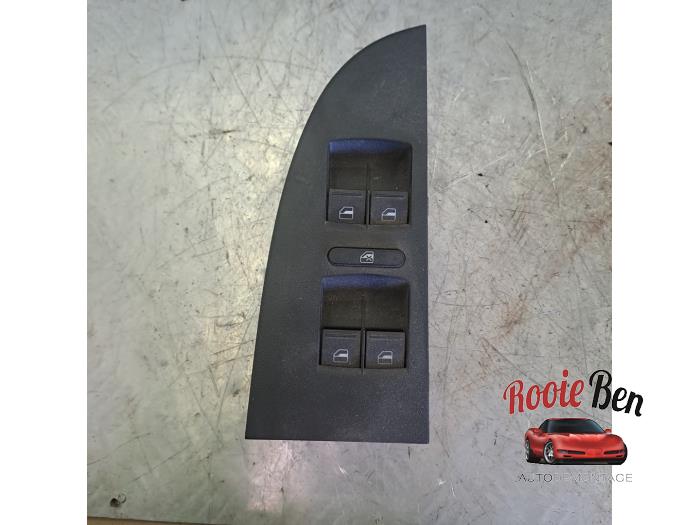 Usados Interruptor de ventanilla eléctrica Seat Leon (1P1) 1.6 Precio € 20,00 Norma de margen ofrecido por Rooie Ben autodemontage