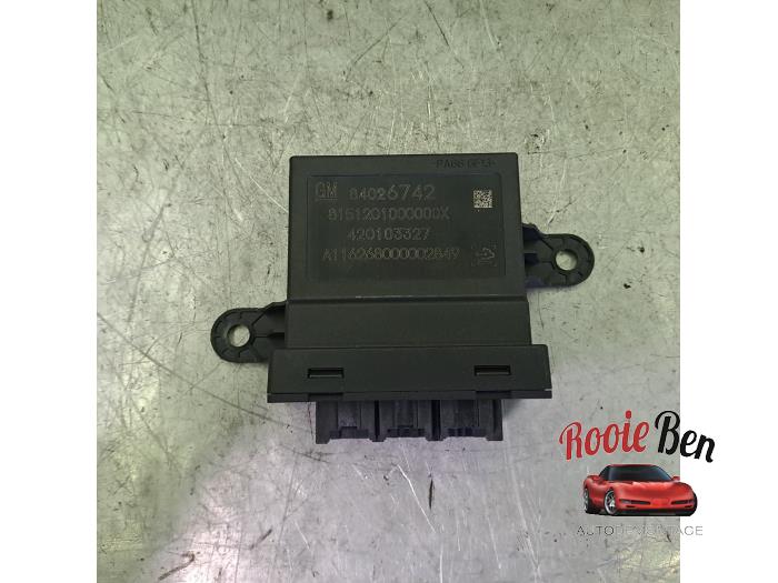 Begagnade PDC-modul Opel Astra K Sports Tourer 1.0 Turbo 12V Pris € 40,00 Marginaltabell erbjuds av Rooie Ben autodemontage