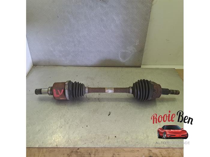 Gebrauchte Antriebswelle links vorne Ford C-Max (DXA) 1.0 Ti-VCT EcoBoost 12V 125 Preis € 75,00 Margenregelung angeboten von Rooie Ben autodemontage
