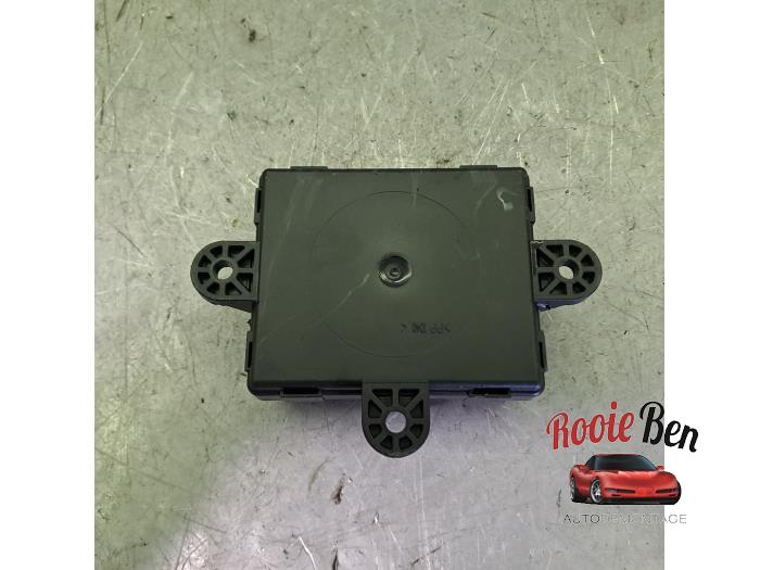 Używane Modul centralnego zamka Volvo V40 (MV) 2.0 D3 16V Cena € 50,00 Procedura marży oferowane przez Rooie Ben autodemontage