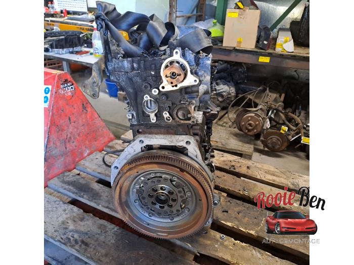 Engine from a Audi Q3 (8UB/8UG) 2.0 16V TFSI Quattro 2015