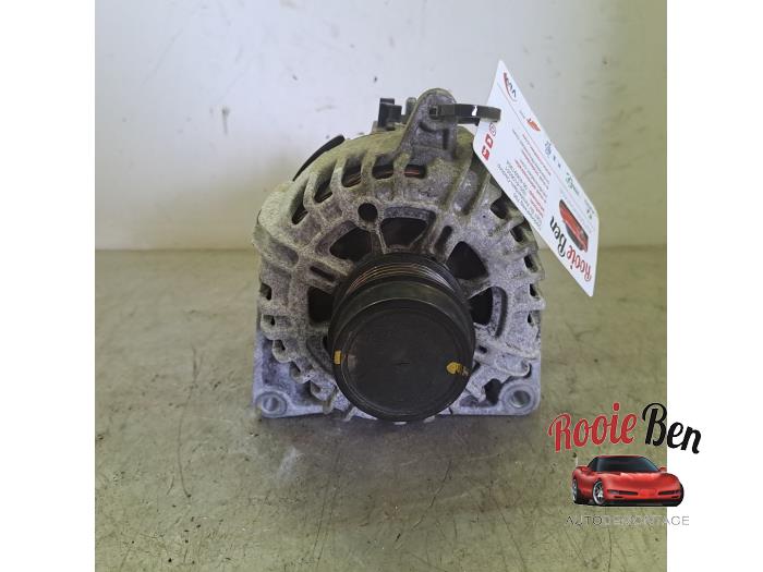 Usagé Dynamo Opel Astra K Sports Tourer 1.2 Turbo 12V Prix € 100,00 Règlement à la marge proposé par Rooie Ben autodemontage