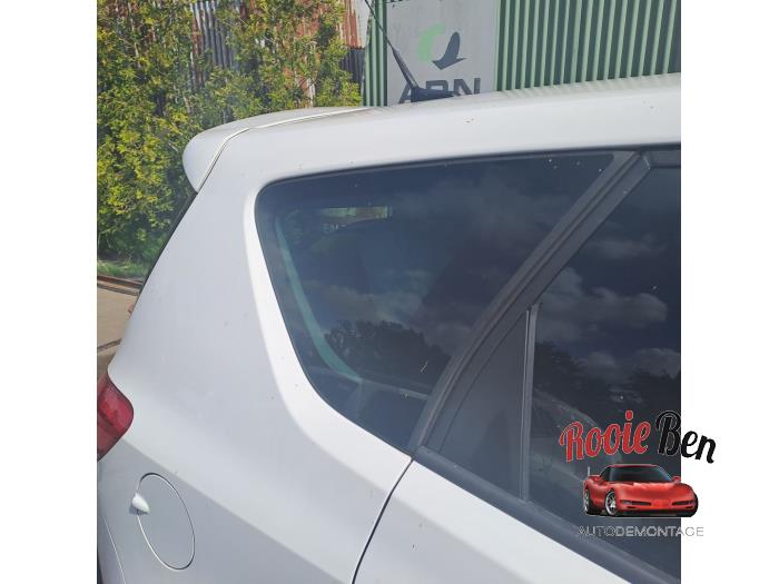 Usados Ventanilla triangular derecha detrás Opel Meriva (B) 1.4 Turbo 16V Ecotec Precio € 50,00 Norma de margen ofrecido por Rooie Ben autodemontage