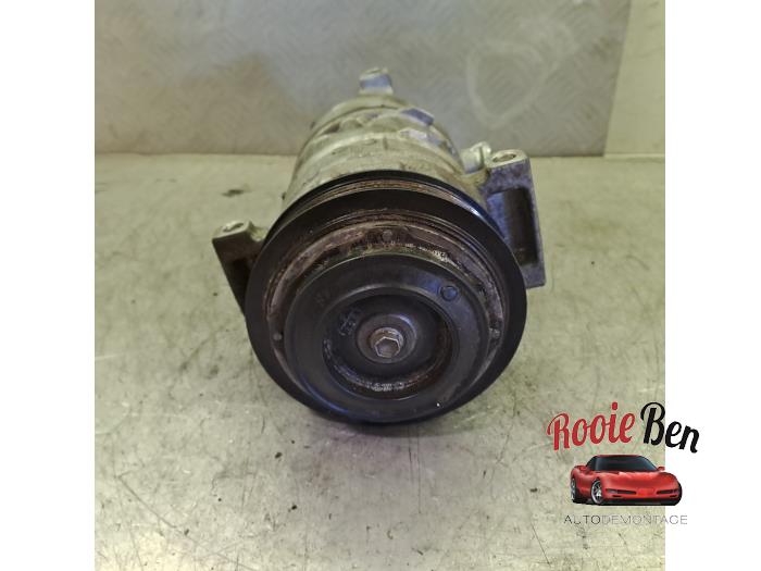 Usagé Pompe clim Mercedes GLB (247.6) 1.3 GLB-200 Turbo 16V Prix € 150,00 Règlement à la marge proposé par Rooie Ben autodemontage