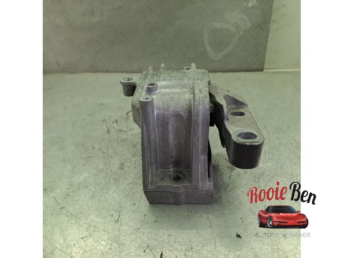Usagé Support moteur Seat Leon (1P1) 1.2 TSI Prix € 25,00 Règlement à la marge proposé par Rooie Ben autodemontage