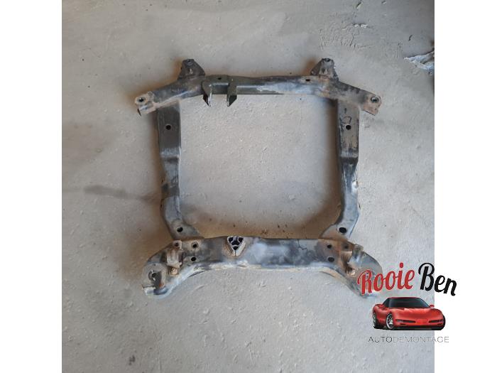 Begagnade Underram Chevrolet HHR 2.4 16V Pris € 200,00 Marginaltabell erbjuds av Rooie Ben autodemontage