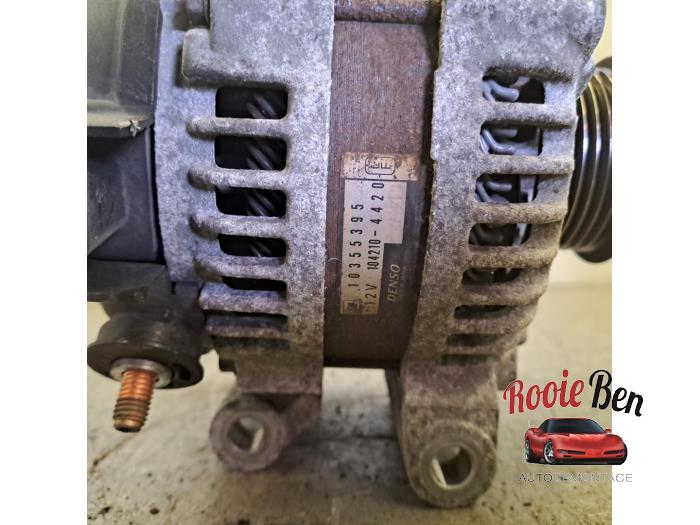 Dynamo van een Chevrolet HHR 2.4 16V 2007