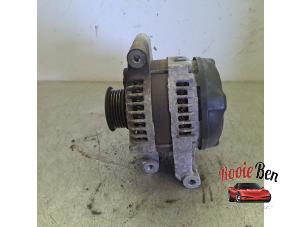 Dynamo van een Chevrolet HHR 2.4 16V 2007