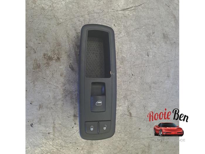 Usados Interruptor de ventanilla eléctrica Dodge Grand Caravan 4.0 Precio de solicitud ofrecido por Rooie Ben autodemontage