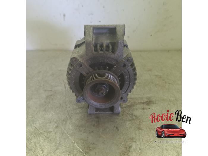Begagnade Dynamo Chrysler Voyager/Grand Voyager (RG/RS) 2.4 16V Pris € 40,00 Marginaltabell erbjuds av Rooie Ben autodemontage