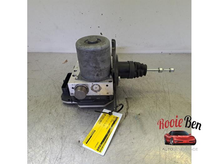 Usagé Bloc ABS Opel Astra K Sports Tourer 1.2 Turbo 12V Prix € 300,00 Règlement à la marge proposé par Rooie Ben autodemontage