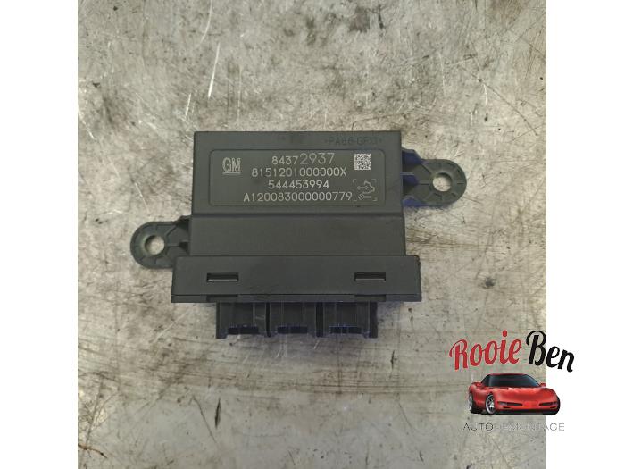 Begagnade PDC-modul Opel Astra K Sports Tourer 1.2 Turbo 12V Pris € 50,00 Marginaltabell erbjuds av Rooie Ben autodemontage
