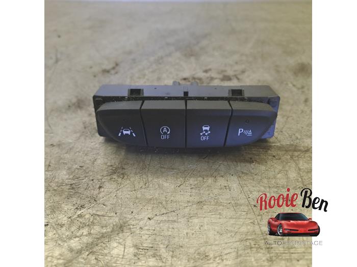 Używane Przelacznik Start/Stop Opel Astra K Sports Tourer 1.2 Turbo 12V Cena € 25,00 Procedura marży oferowane przez Rooie Ben autodemontage