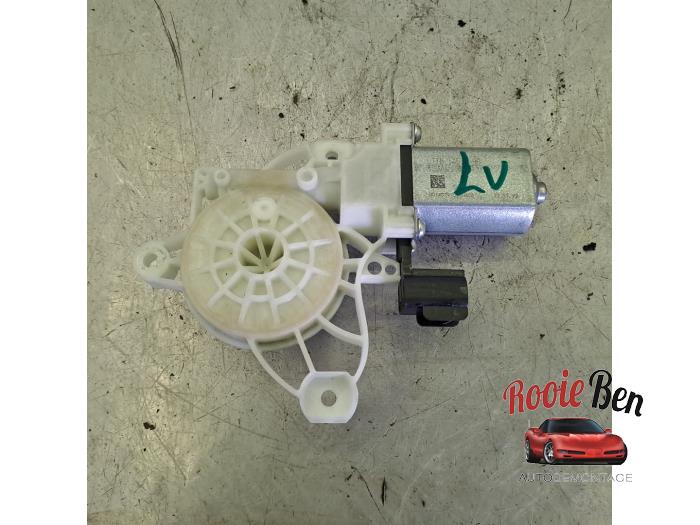 Usados Motor de ventanilla de puerta Ford Fiesta 7 1.0 EcoBoost 12V Precio € 14,00 Norma de margen ofrecido por Rooie Ben autodemontage