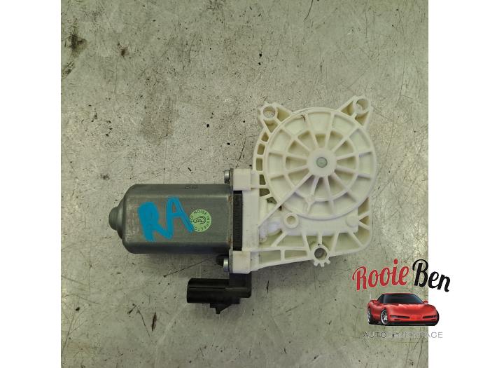Usados Motor de ventanilla de puerta Dodge Nitro 2.8 CRD 16V 4x2 Precio € 50,00 Norma de margen ofrecido por Rooie Ben autodemontage
