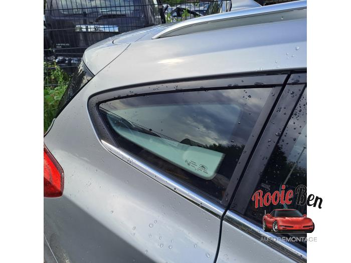 Usados Ventanilla triangular derecha detrás Ford Focus 4 Wagon 1.0 Ti-VCT EcoBoost 12V 125 Precio € 100,00 Norma de margen ofrecido por Rooie Ben autodemontage