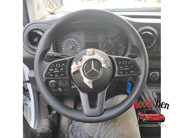 Begagnade Ratt Mercedes Citan (420.6) 1.5 108 CDI Pris € 200,00 Marginaltabell erbjuds av Rooie Ben autodemontage