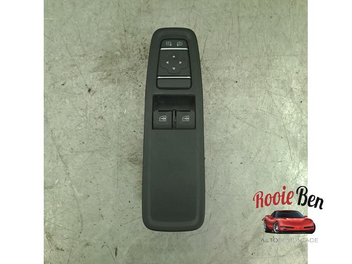 Usados Interruptor combinado de ventanillas Mercedes Citan (420.6) 1.5 108 CDI Precio € 50,00 Norma de margen ofrecido por Rooie Ben autodemontage