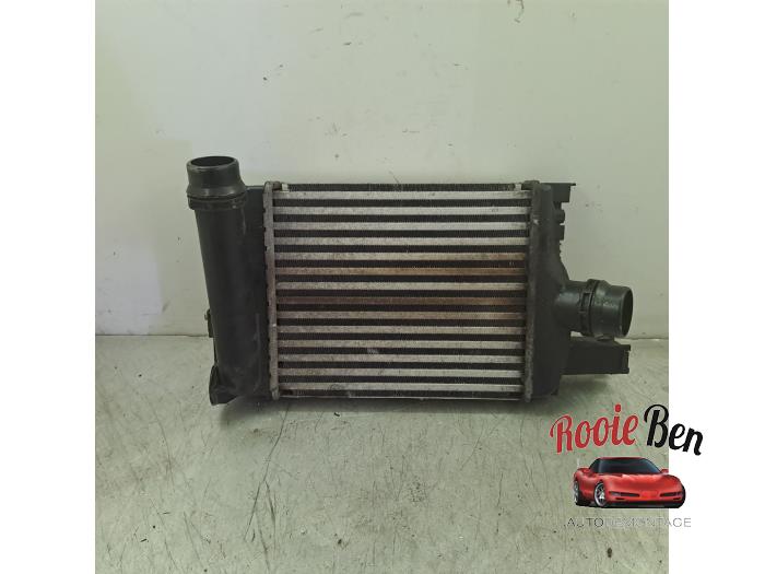 Usagé Intercooler Renault Captur I (2R) 0.9 Energy TCE 12V Prix € 50,00 Règlement à la marge proposé par Rooie Ben autodemontage