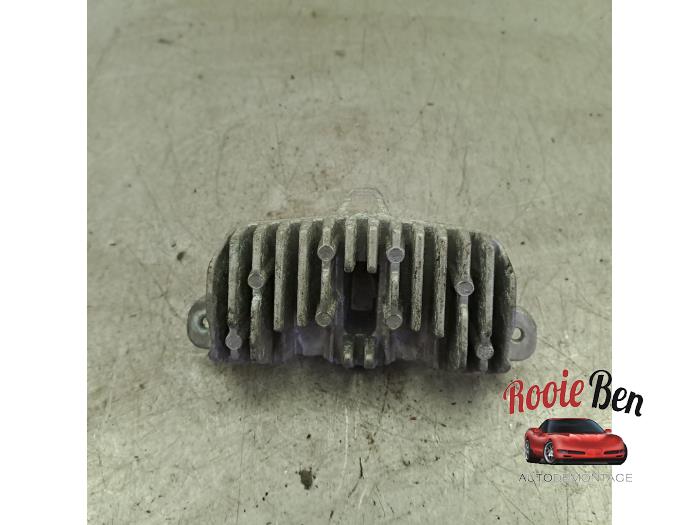 Używane Lampa LED BMW 3 serie (F30) 316i 1.6 16V Cena € 25,00 Procedura marży oferowane przez Rooie Ben autodemontage
