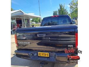 Begagnade Baklucka Dodge Ram 1500 (DR/DH/D1/DC/DM) 5.7 V8 Hemi 1500 4x4 Pris på förfrågan erbjuds av Rooie Ben autodemontage