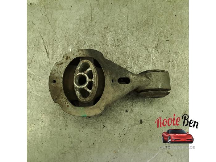 Used Engine mount Renault Megane III Grandtour (KZ) 2.0 16V TCe 180 Price € 25,00 Margin scheme offered by Rooie Ben autodemontage