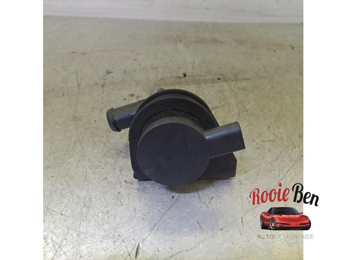 Begagnade Vattenpump Volkswagen Tiguan (5N1/2) 1.4 TSI 16V 4Motion Pris € 25,00 Marginaltabell erbjuds av Rooie Ben autodemontage