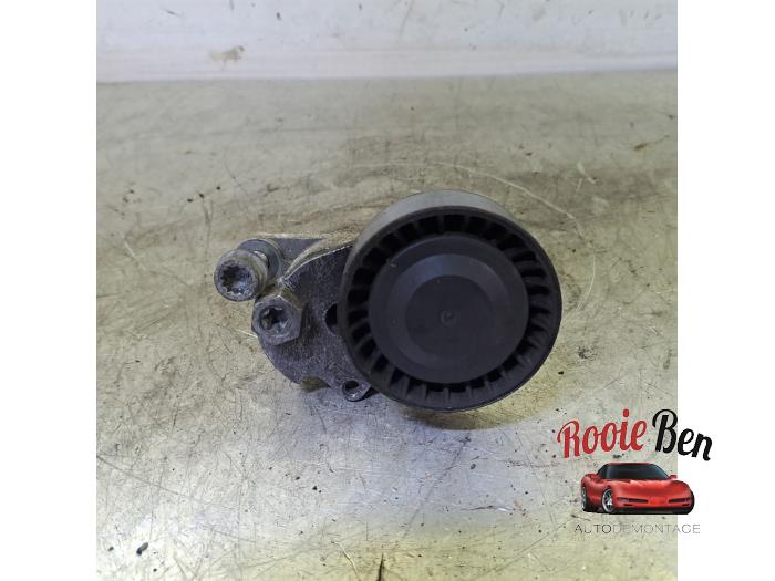 Usados Rodillo tensor correa múltiple Volkswagen Polo VI (AW1) 1.0 MPI 12V Precio € 15,00 Norma de margen ofrecido por Rooie Ben autodemontage