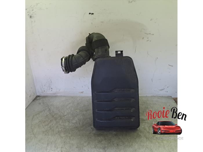 Begagnade Luftfilterhus Volkswagen Polo VI (AW1) 1.0 MPI 12V Pris € 50,00 Marginaltabell erbjuds av Rooie Ben autodemontage