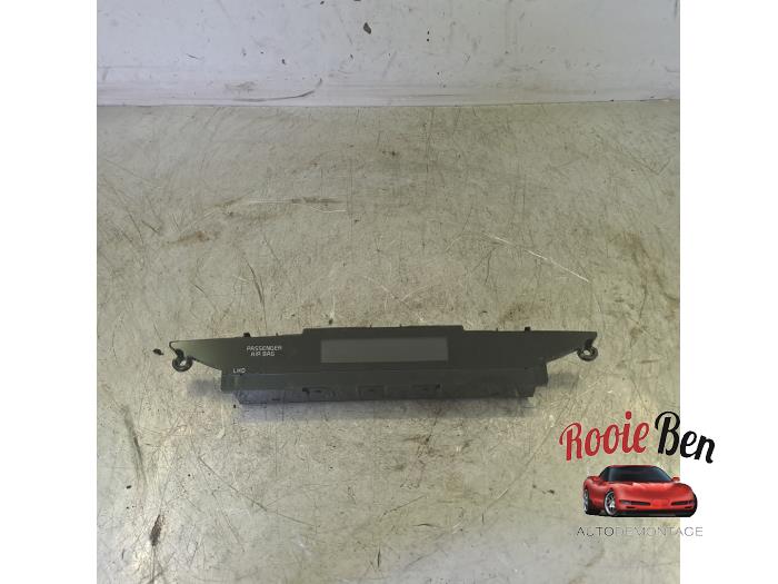 Usagé Affichage intérieur Kia Cee'd (JDB5) 1.6 GDI 16V Prix € 25,00 Règlement à la marge proposé par Rooie Ben autodemontage