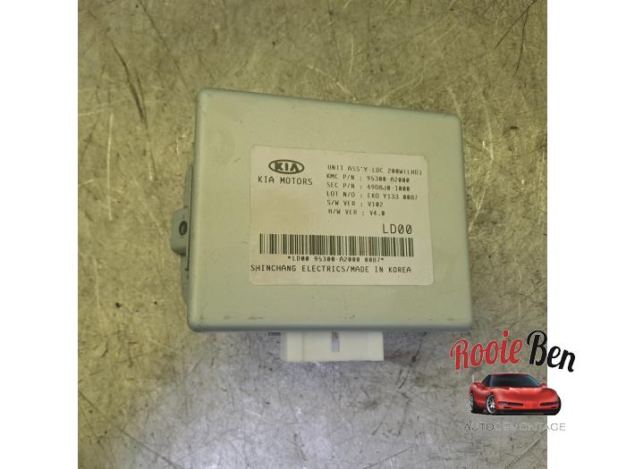 Używane DC/CD konwertor Kia Cee'd (JDB5) 1.6 GDI 16V Cena € 50,00 Procedura marży oferowane przez Rooie Ben autodemontage