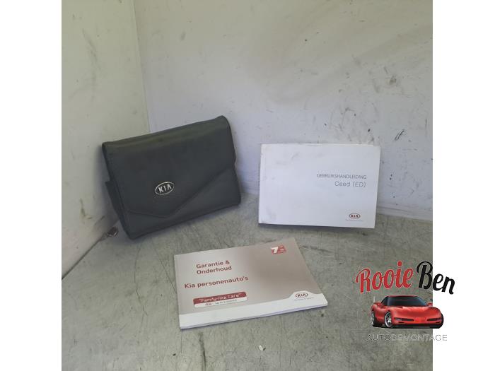 Używane Instrukcja Kia Cee'd (JDB5) 1.6 GDI 16V Cena € 25,00 Procedura marży oferowane przez Rooie Ben autodemontage